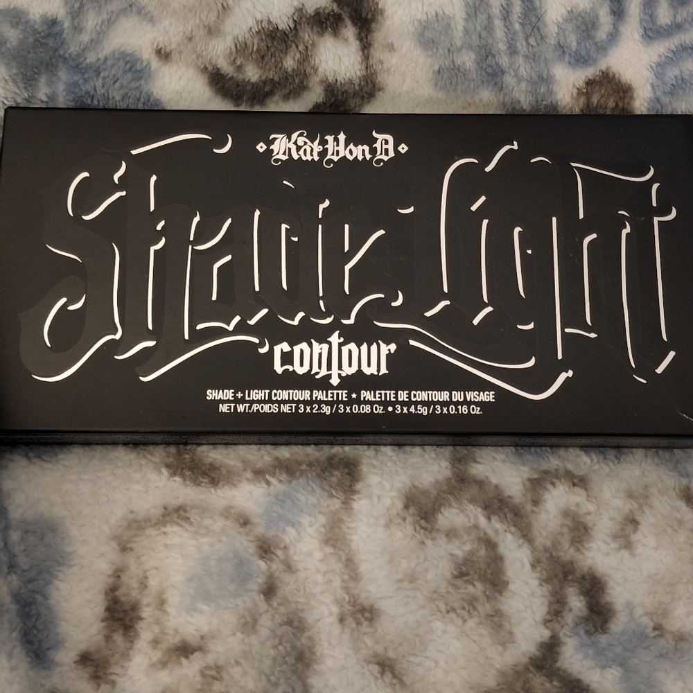 Kat Von D Shade + Light Contour